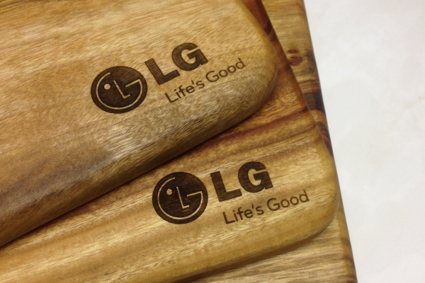 Corporate engraving for your clients